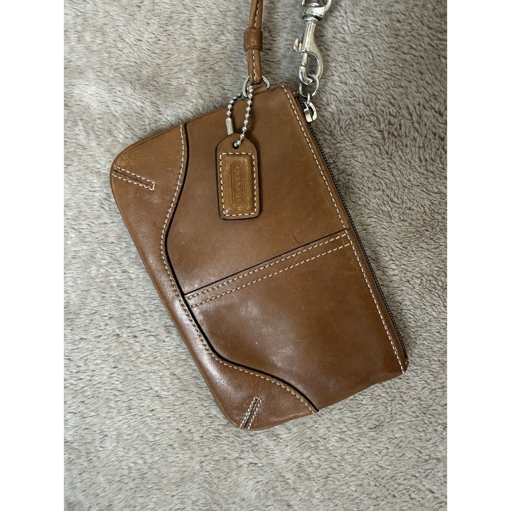 Coach Vintage Leather Tan Wristlet